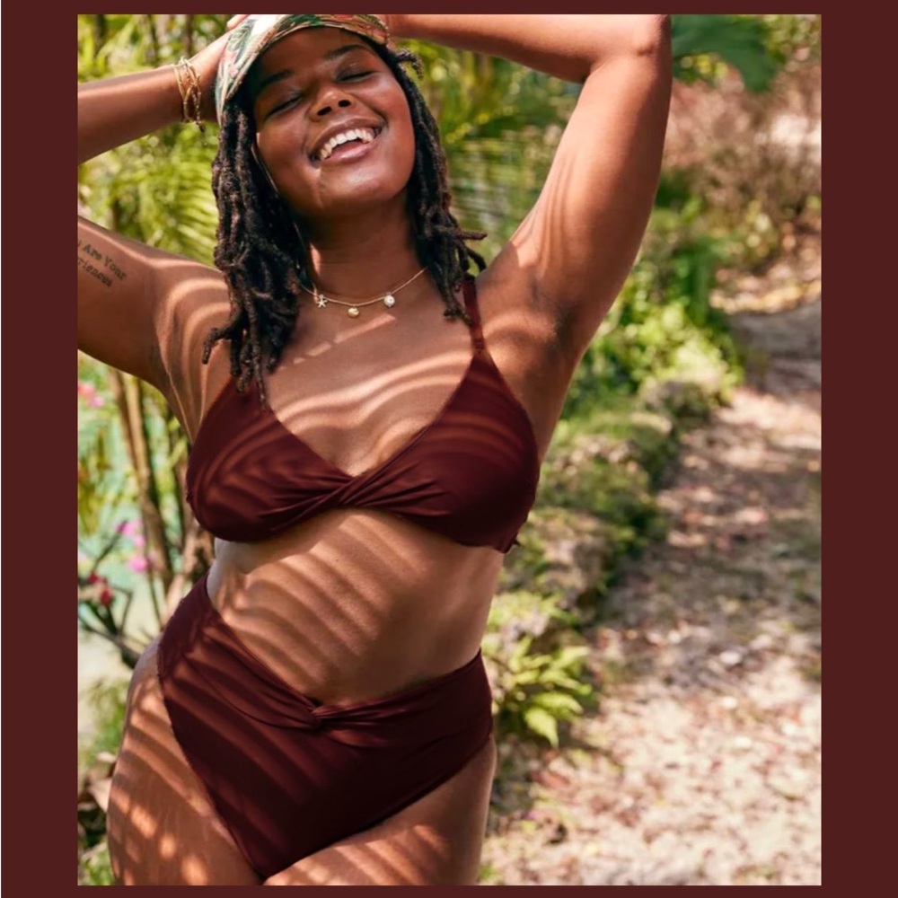 [SOLD] Aerie twist scoop bikini set